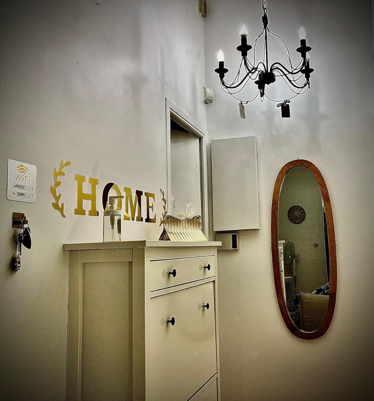 שלה Gold Hotel - Paris-Disney Studio מראה חיצוני תמונה